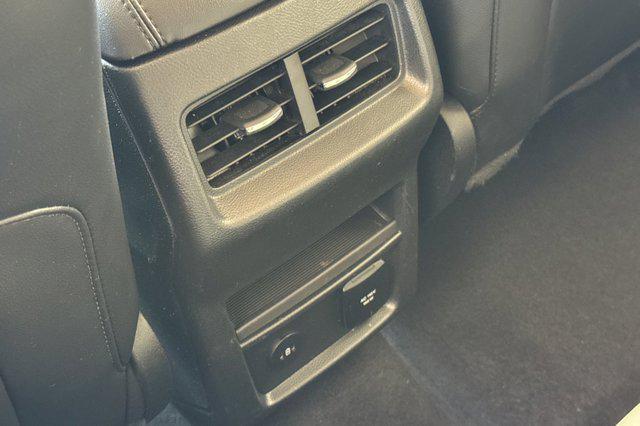 used 2024 Ford Edge car, priced at $27,998
