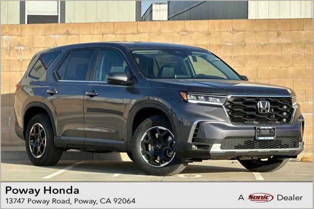 new 2025 Honda Pilot car, priced at $46,795