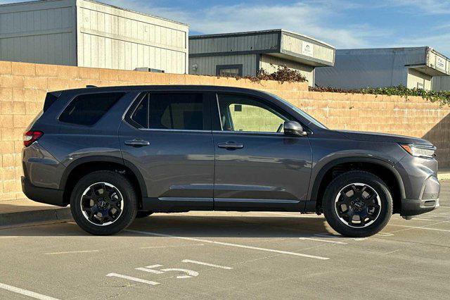 new 2025 Honda Pilot car, priced at $46,795