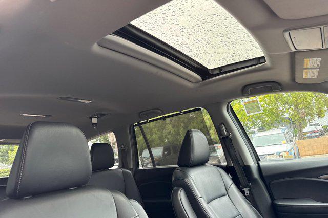 used 2020 Honda Pilot car, priced at $17,596