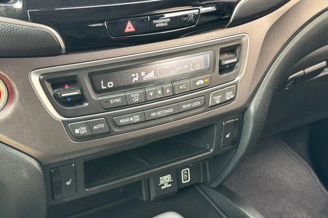 used 2020 Honda Pilot car, priced at $17,596
