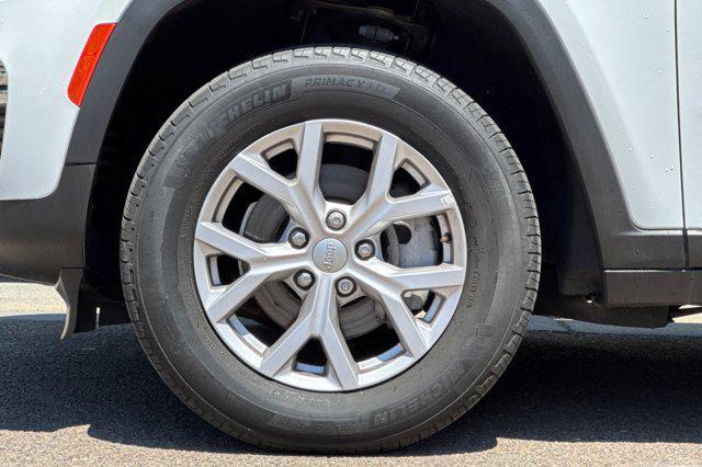 used 2022 Jeep Grand Cherokee car, priced at $27,696