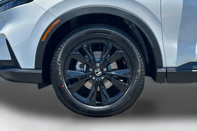 new 2026 Honda CR-V Hybrid car, priced at $43,700