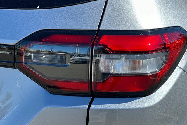 new 2025 Honda Pilot car, priced at $47,095