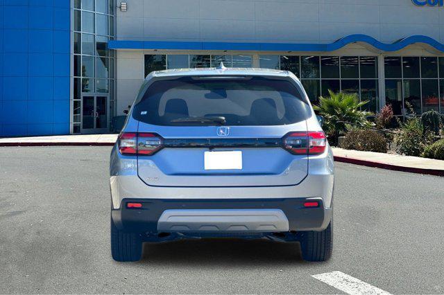 new 2025 Honda Pilot car, priced at $47,095