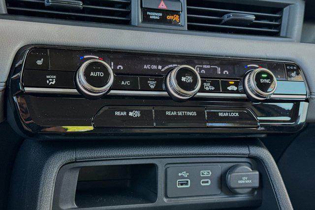 new 2025 Honda Pilot car, priced at $47,095