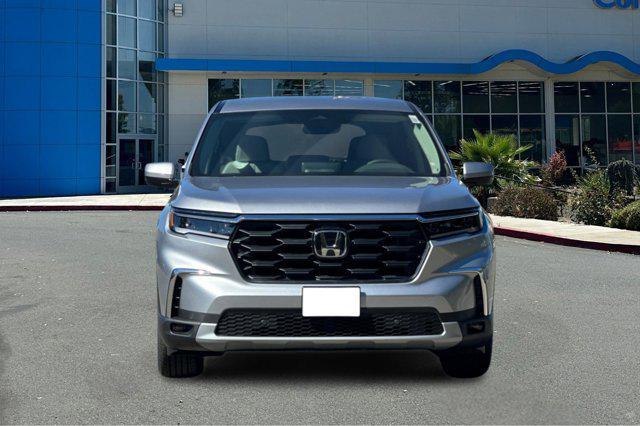 new 2025 Honda Pilot car, priced at $47,095