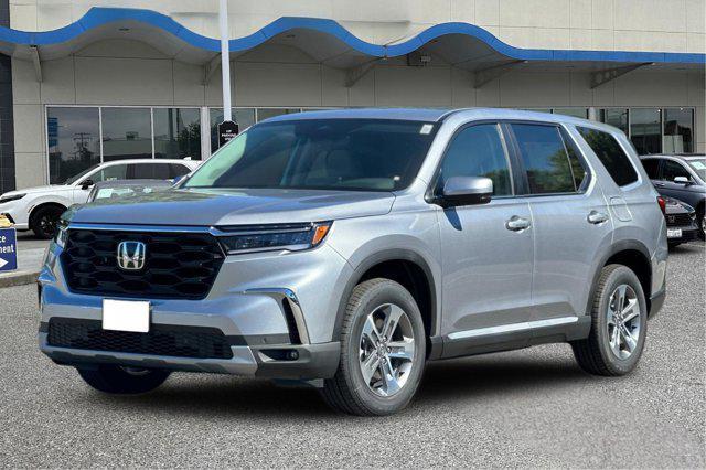 new 2025 Honda Pilot car, priced at $47,095