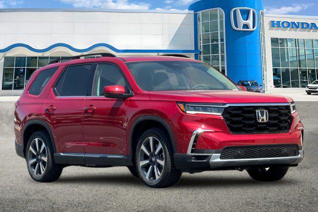 new 2025 Honda Pilot car, priced at $51,350