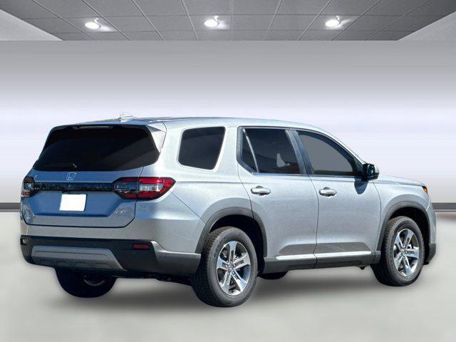 new 2025 Honda Pilot car, priced at $44,891