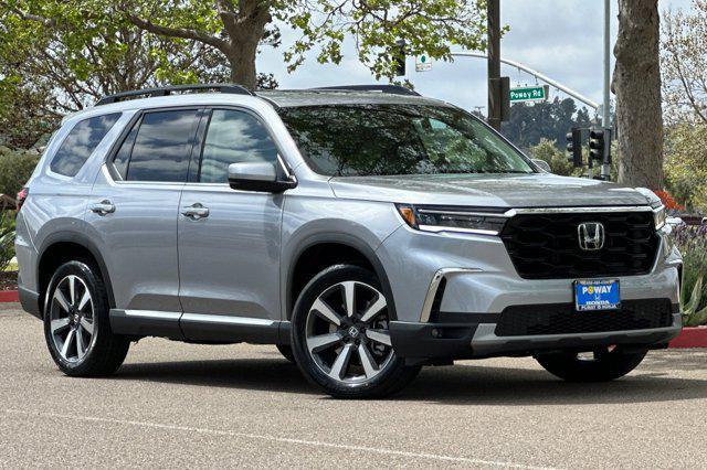 new 2025 Honda Pilot car, priced at $48,950