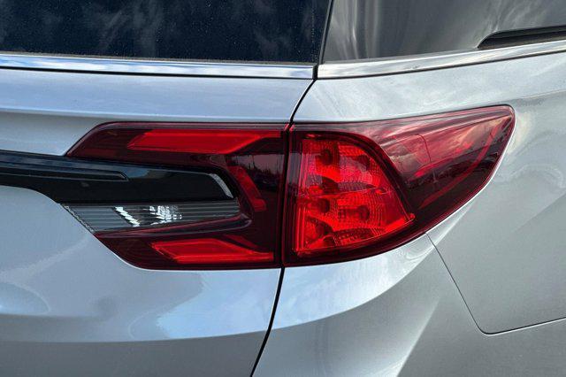 new 2026 Honda Odyssey car, priced at $44,290