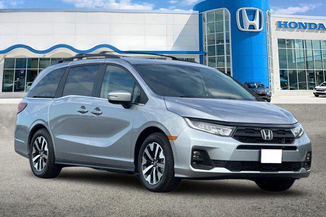 new 2026 Honda Odyssey car, priced at $44,290