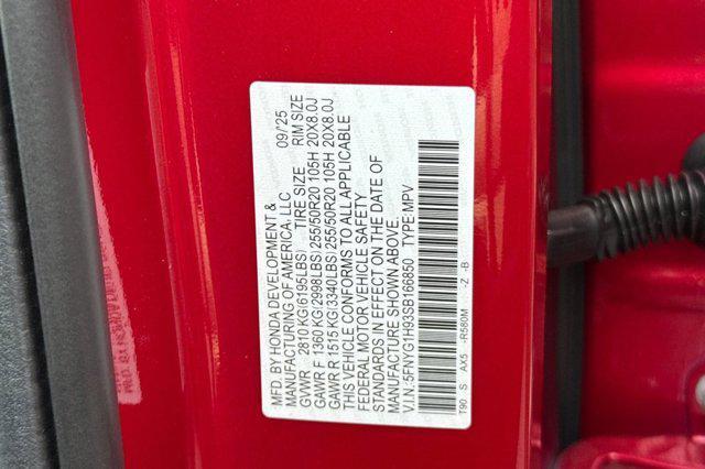 new 2025 Honda Pilot car, priced at $52,527