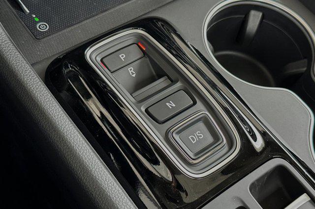 new 2025 Honda Pilot car, priced at $46,681