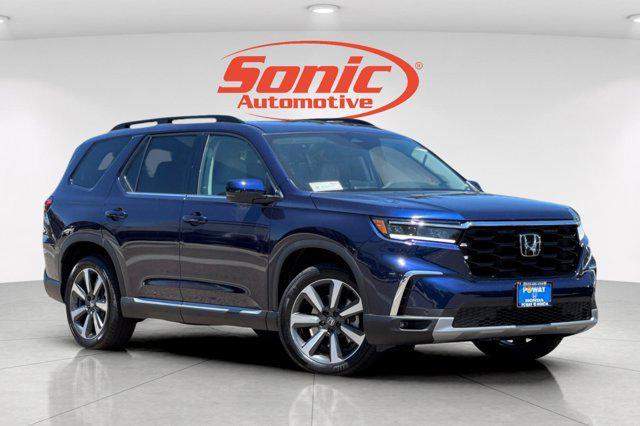 new 2025 Honda Pilot car, priced at $46,681