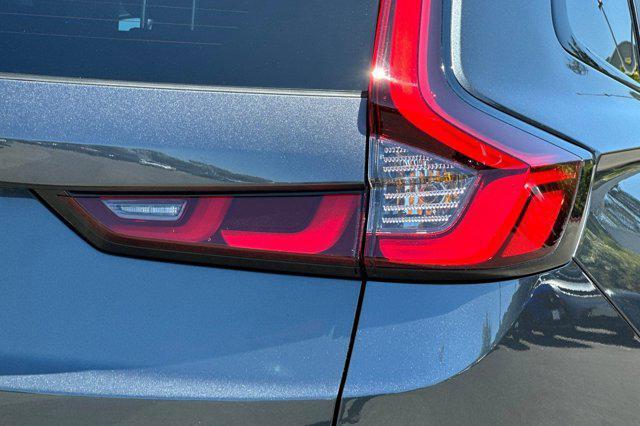 new 2026 Honda CR-V Hybrid car, priced at $43,700