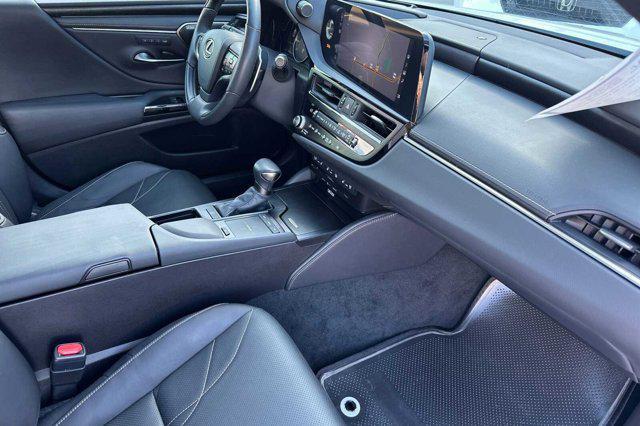 used 2022 Lexus ES 350 car, priced at $39,768