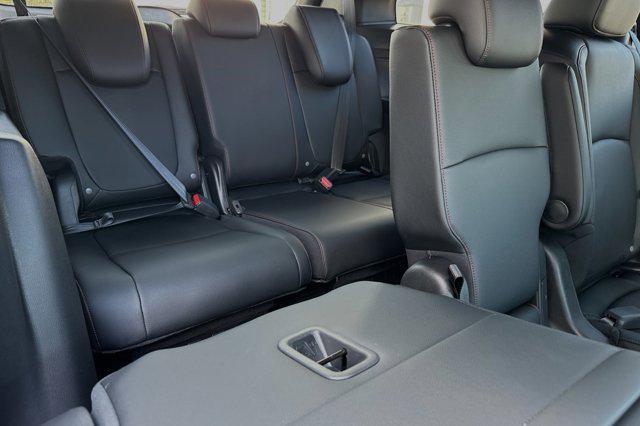 new 2025 Honda Odyssey car, priced at $44,371