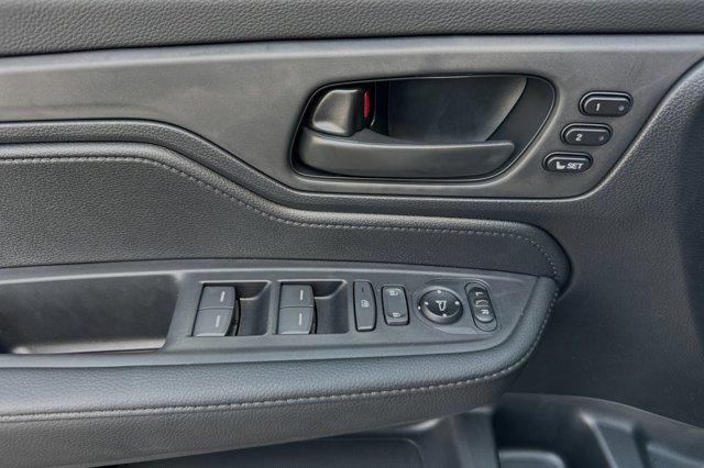 new 2025 Honda Odyssey car, priced at $44,371