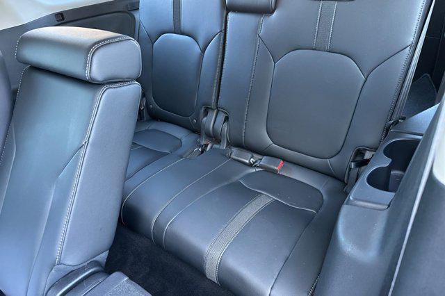 used 2023 Honda Pilot car, priced at $36,888