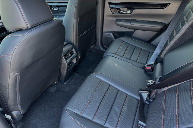 new 2025 Honda CR-V Hybrid car, priced at $42,950