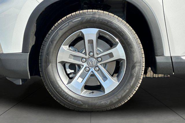 new 2025 Honda Pilot car, priced at $45,405