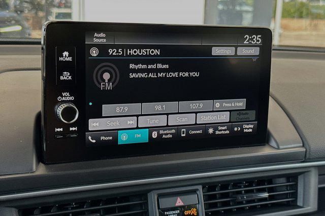 new 2025 Honda Pilot car, priced at $45,405