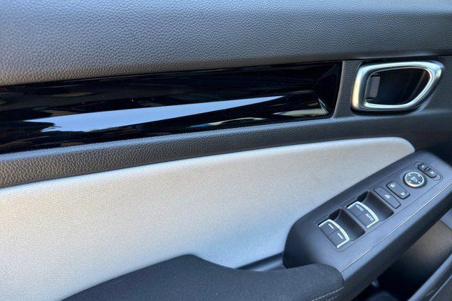 new 2025 Honda Civic Hybrid car, priced at $30,555