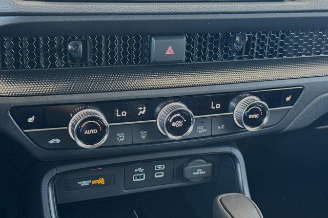 new 2025 Honda CR-V Hybrid car, priced at $39,391