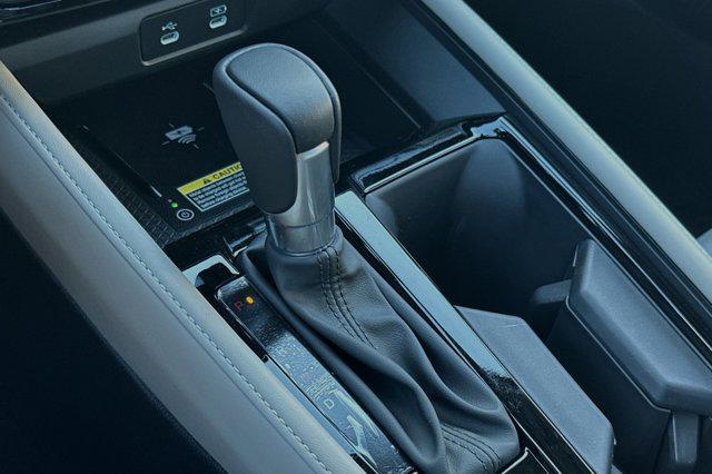 new 2025 Honda Accord Hybrid car, priced at $40,450