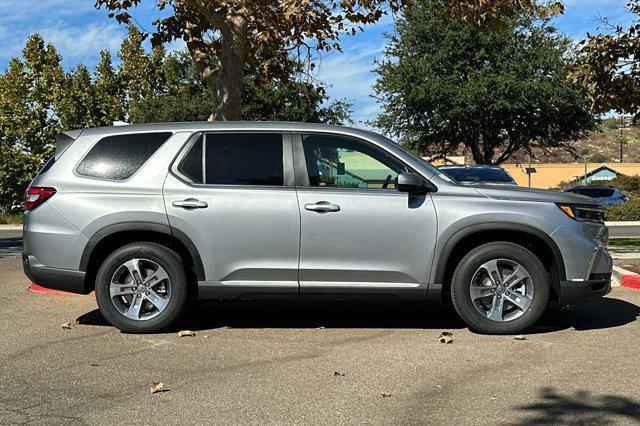 new 2025 Honda Pilot car, priced at $45,625