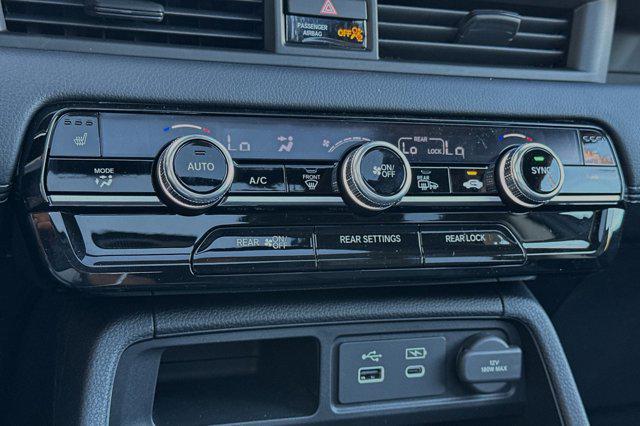 new 2025 Honda Pilot car, priced at $48,391