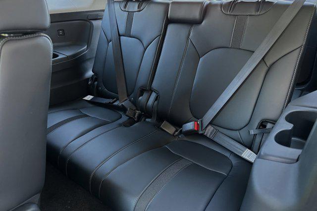 new 2025 Honda Pilot car, priced at $48,391
