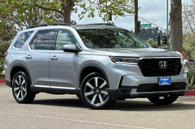 new 2025 Honda Pilot car, priced at $48,595