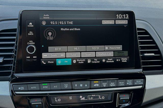 new 2025 Honda Odyssey car, priced at $43,921