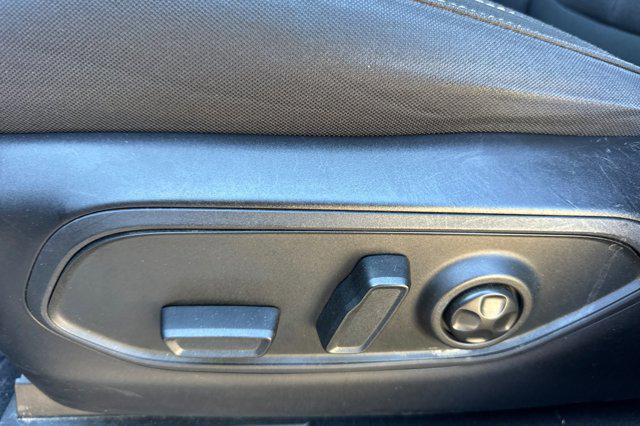 used 2024 Jeep Grand Cherokee car, priced at $25,796