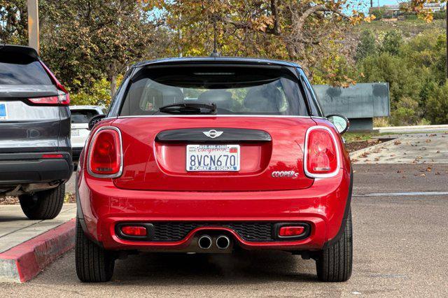 used 2015 MINI Hardtop car, priced at $9,999