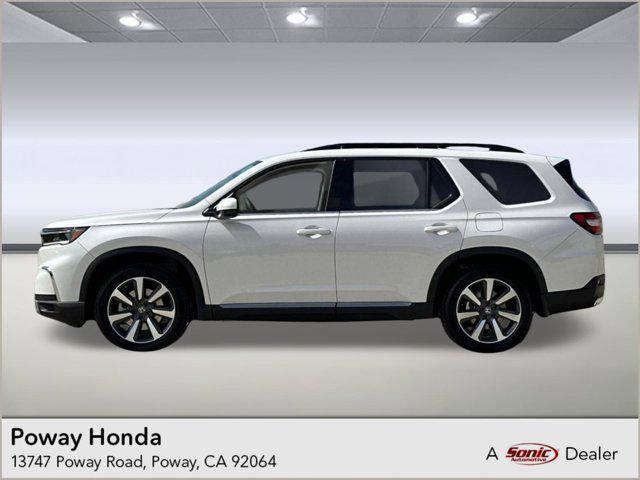 new 2025 Honda Pilot car, priced at $47,666