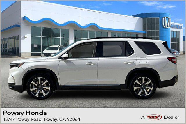 new 2025 Honda Pilot car, priced at $51,350