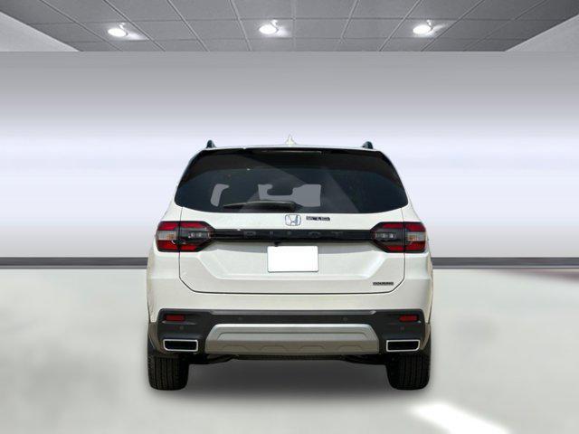 new 2025 Honda Pilot car, priced at $47,666