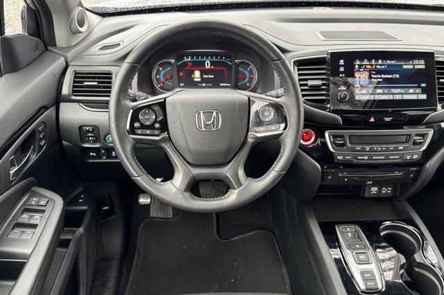 used 2022 Honda Pilot car, priced at $32,499