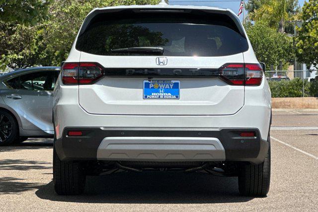new 2025 Honda Pilot car, priced at $45,892