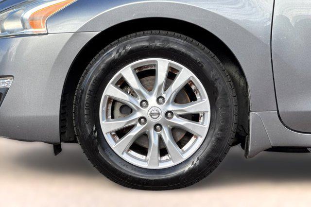 used 2015 Nissan Altima car, priced at $3,998