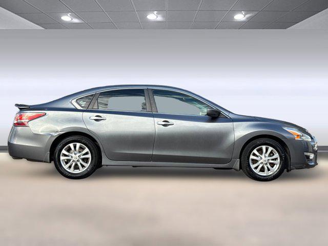 used 2015 Nissan Altima car, priced at $3,998