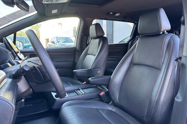 used 2023 Honda Odyssey car, priced at $34,999