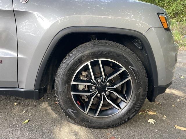 used 2021 Jeep Grand Cherokee car, priced at $27,569