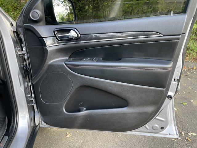 used 2021 Jeep Grand Cherokee car, priced at $27,569