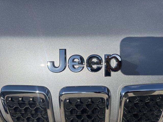 used 2021 Jeep Cherokee car, priced at $22,982