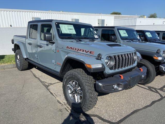new 2025 Jeep Gladiator car, priced at $61,480